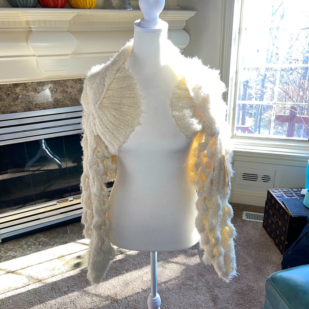 COPY - Anthropologie HANDCRAFTED Cream Shrug, NWT